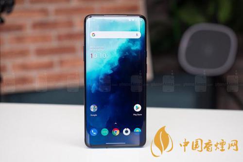 OnePlus8Pro和iPhone11對(duì)比測(cè)評(píng)-哪款更好？