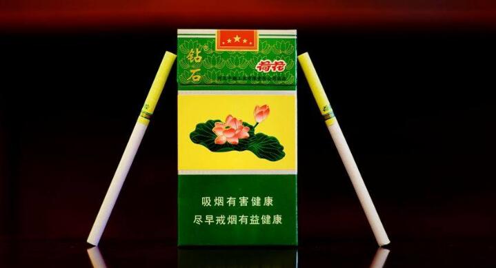 鉆石荷花細支硬盒97mm多少錢 鉆石荷花煙價格42元